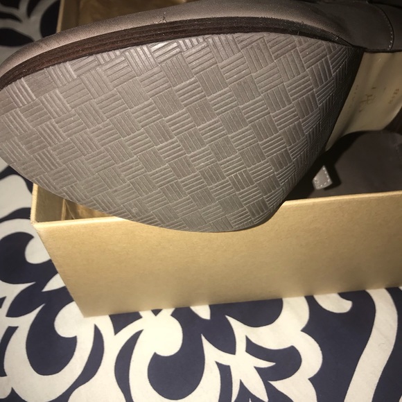 Gray Cole Haan boots- never worn! - Picture 6 of 7